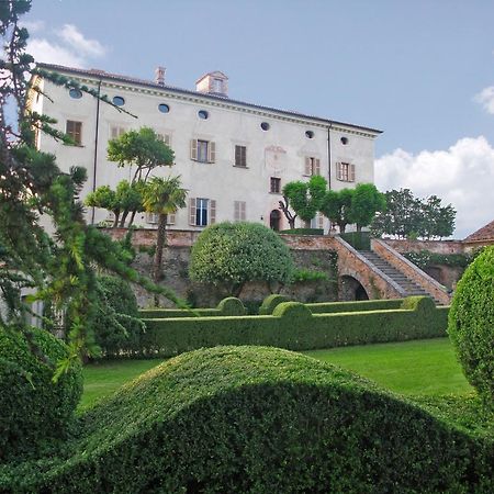 ネイヴェ Castello Di Coazzolo Bed & Breakfast エクステリア 写真