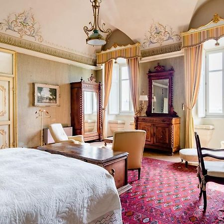 ネイヴェ Castello Di Coazzolo Bed & Breakfast エクステリア 写真