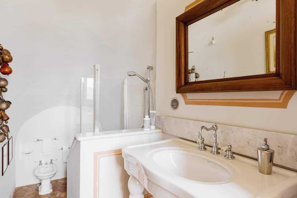 ネイヴェ Castello Di Coazzolo Bed & Breakfast 部屋 写真
