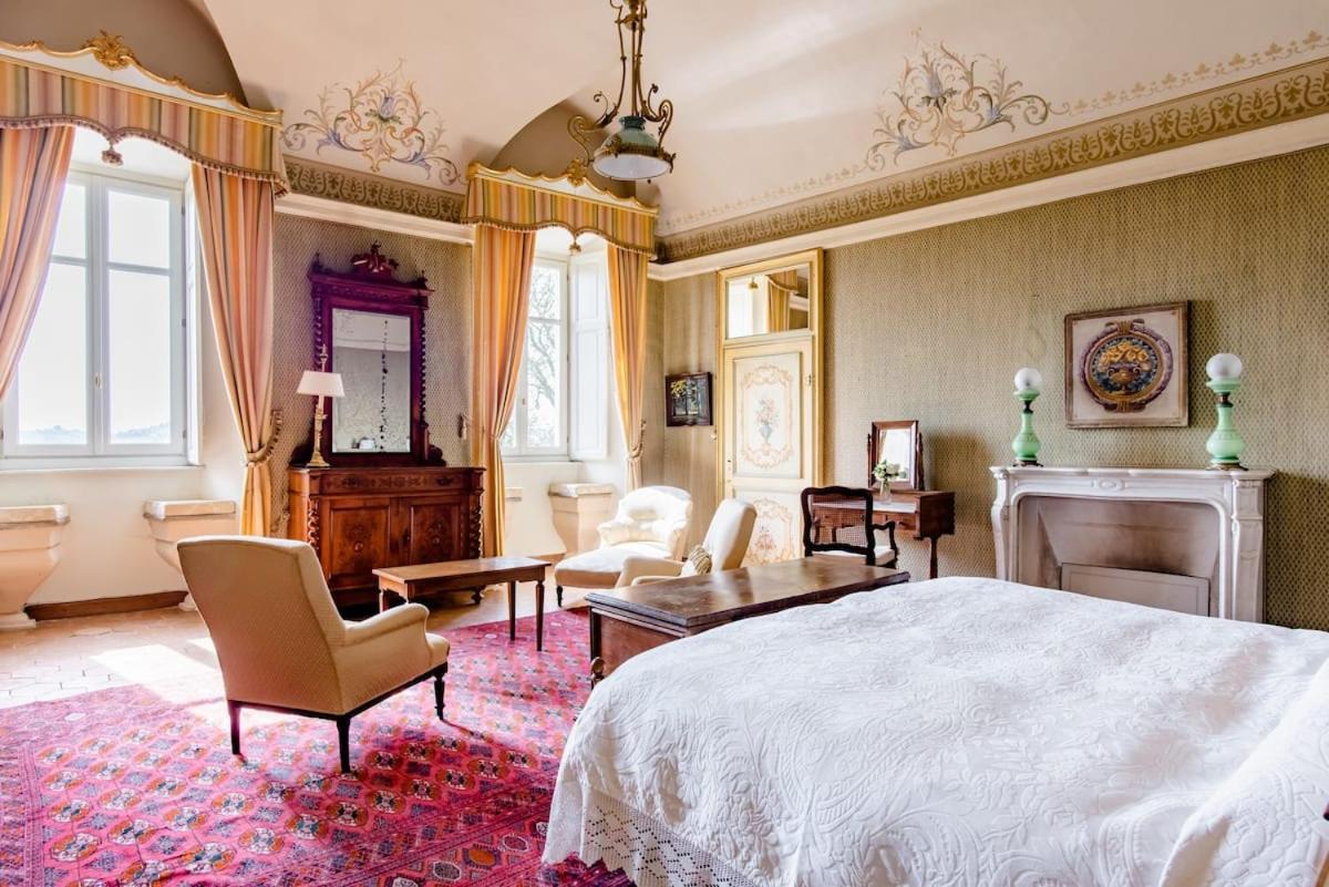 ネイヴェ Castello Di Coazzolo Bed & Breakfast 部屋 写真