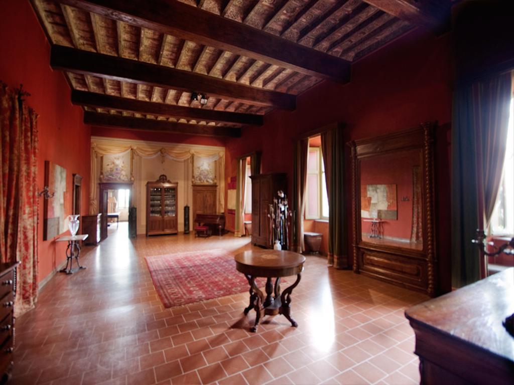 ネイヴェ Castello Di Coazzolo Bed & Breakfast エクステリア 写真